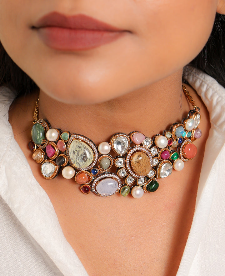 Tavisha Necklace Set