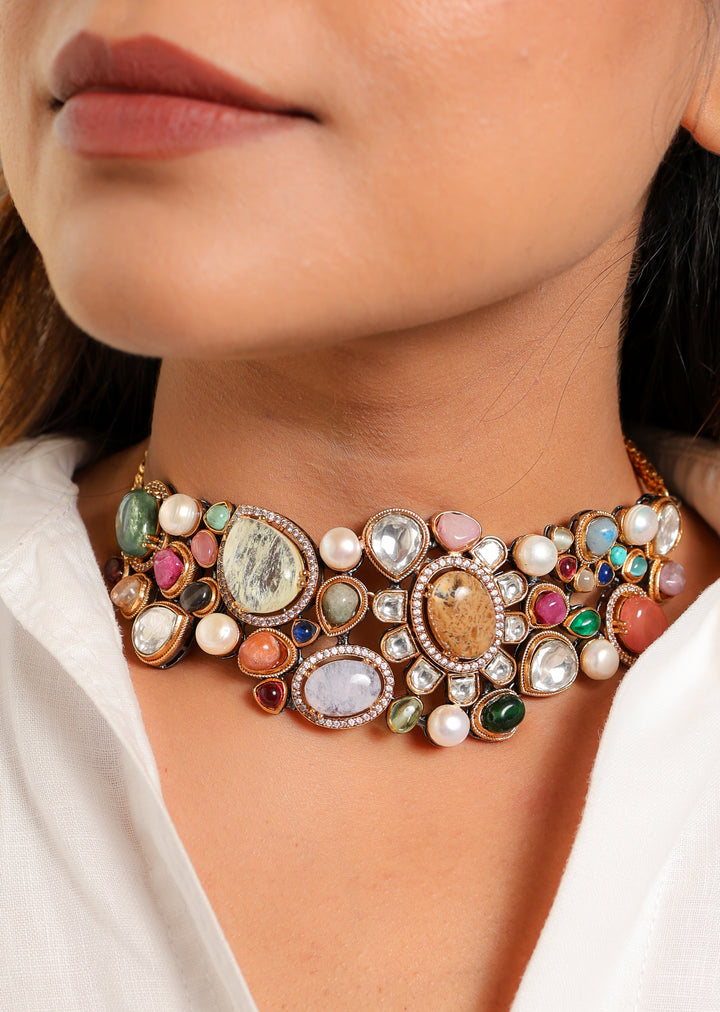 Tavisha Necklace Set