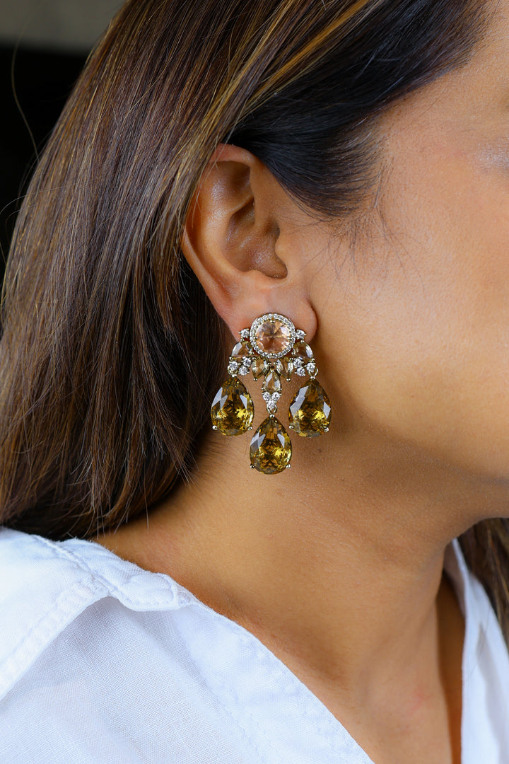 Meher Earrings – Gold