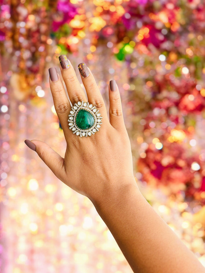 Nayaab Ring