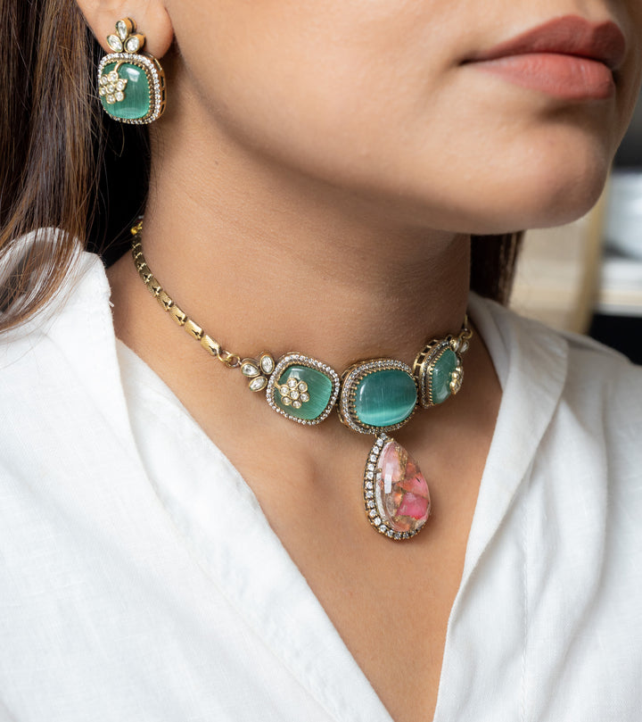 Indrani Necklace Pink