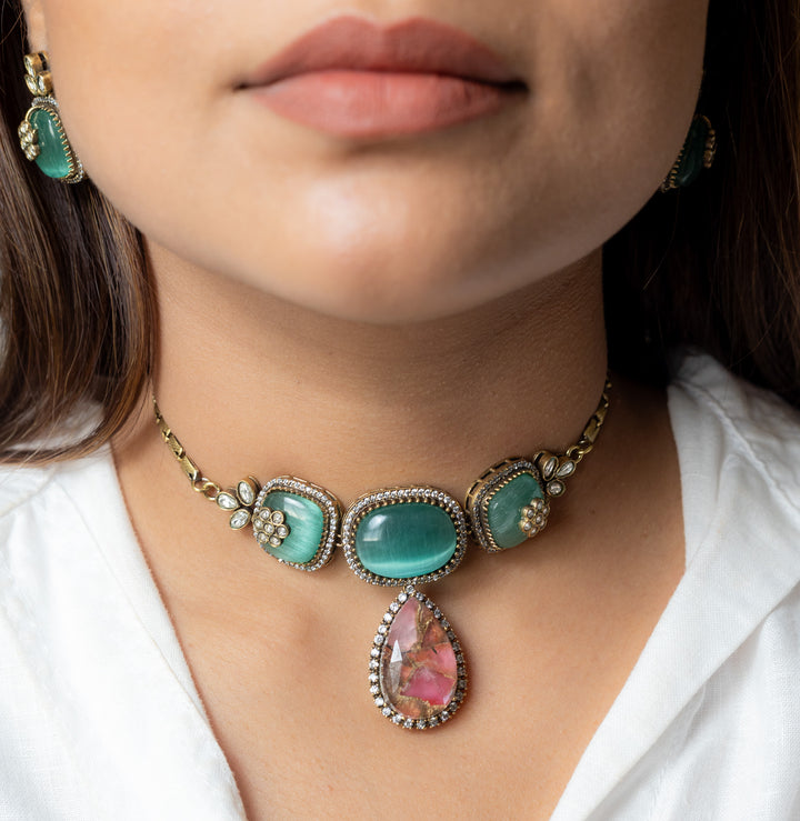 Indrani Necklace Pink