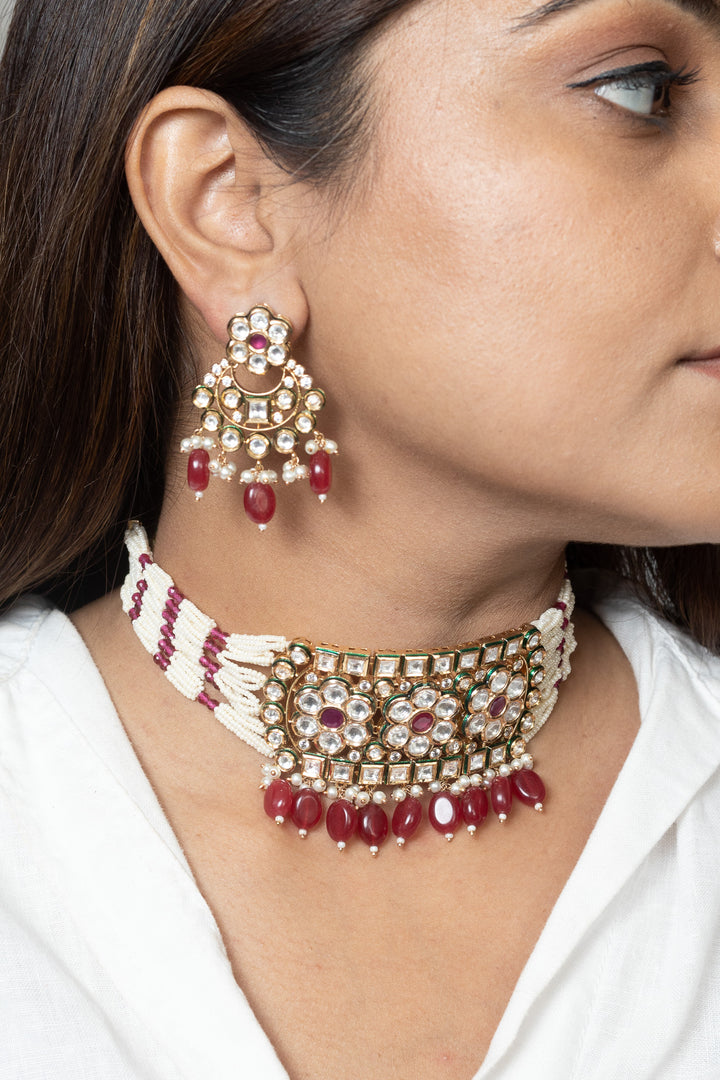 Exquisite Kundan Choker with Pearl Beads and Semi-Precious Stones - Timeless Elegance