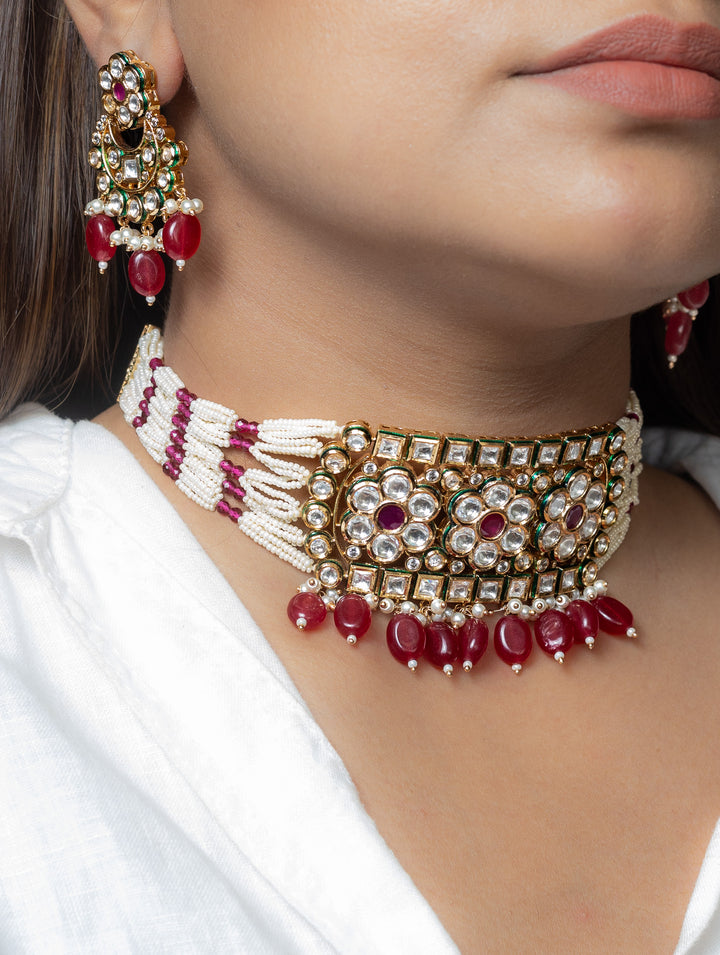 Exquisite Kundan Choker with Pearl Beads and Semi-Precious Stones - Timeless Elegance