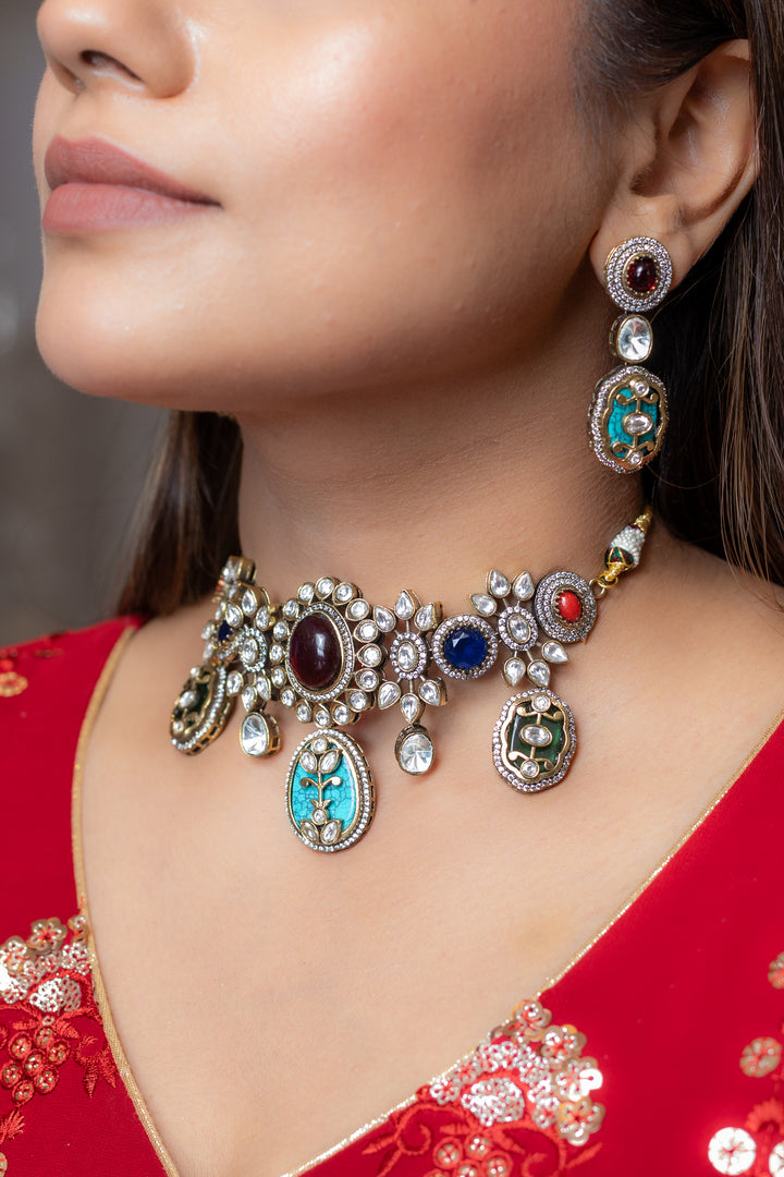 Devika Choker