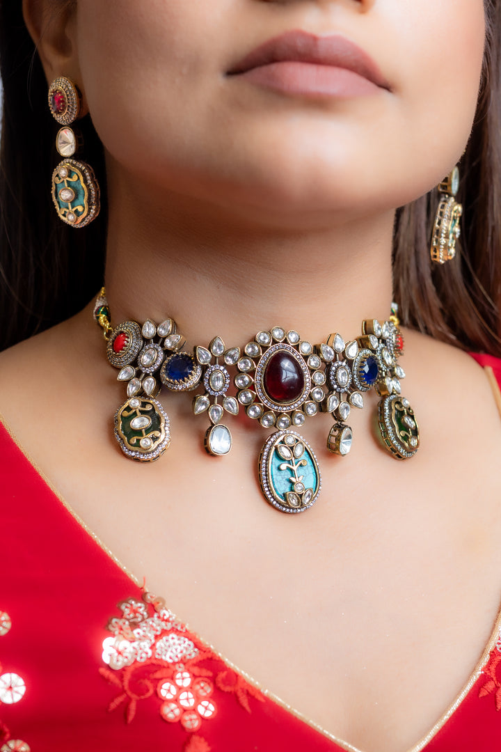 Devika Choker