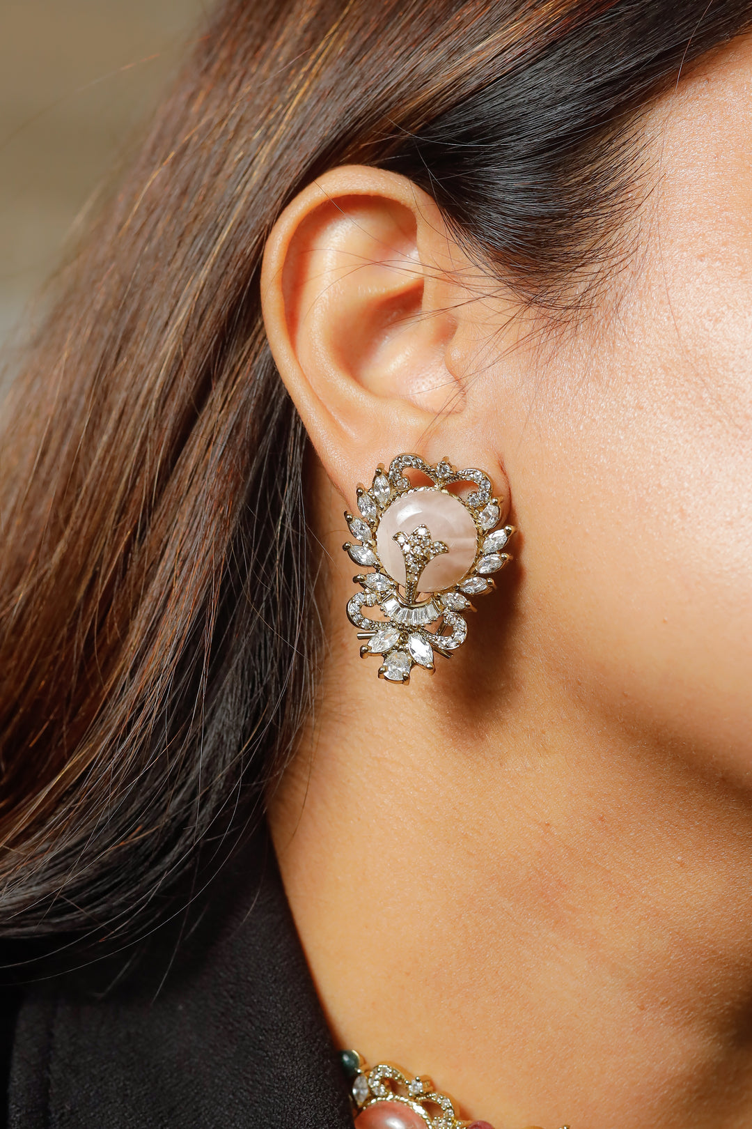 Kaavya Necklace Set