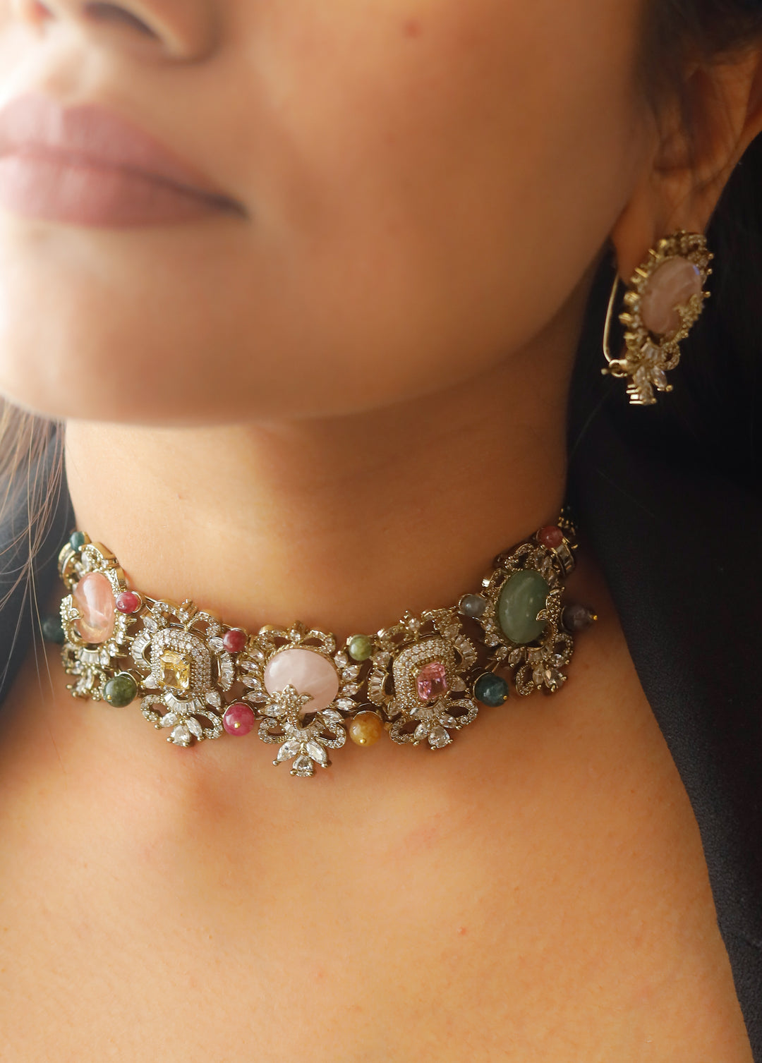 Kaavya Necklace Set