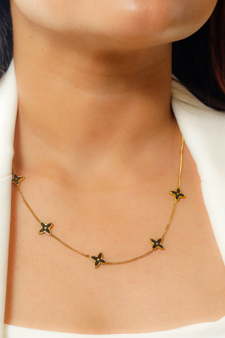 Amora Necklace