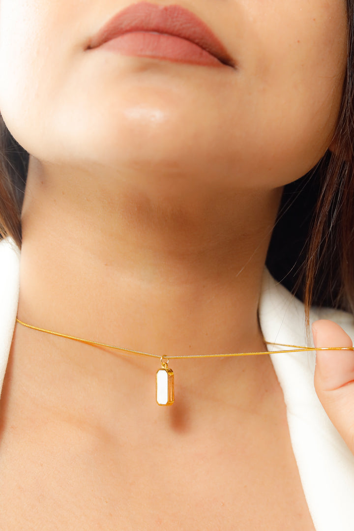The Switch Necklace