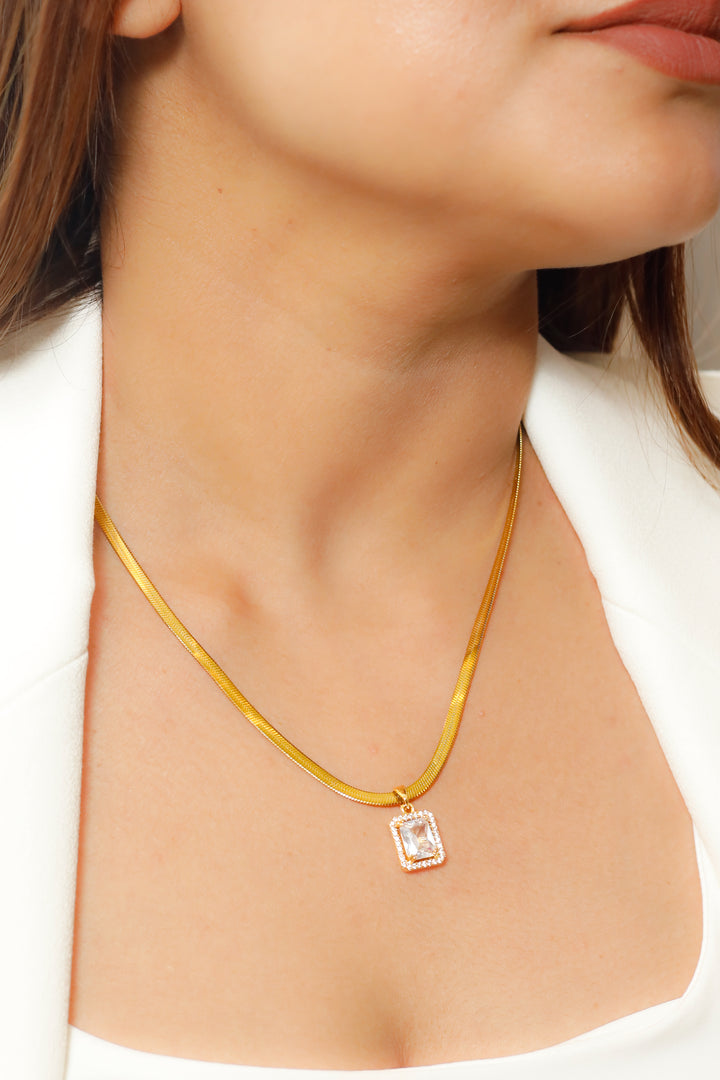 Daydream Necklace,