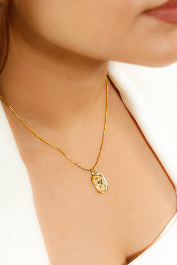Forever Rose Necklace