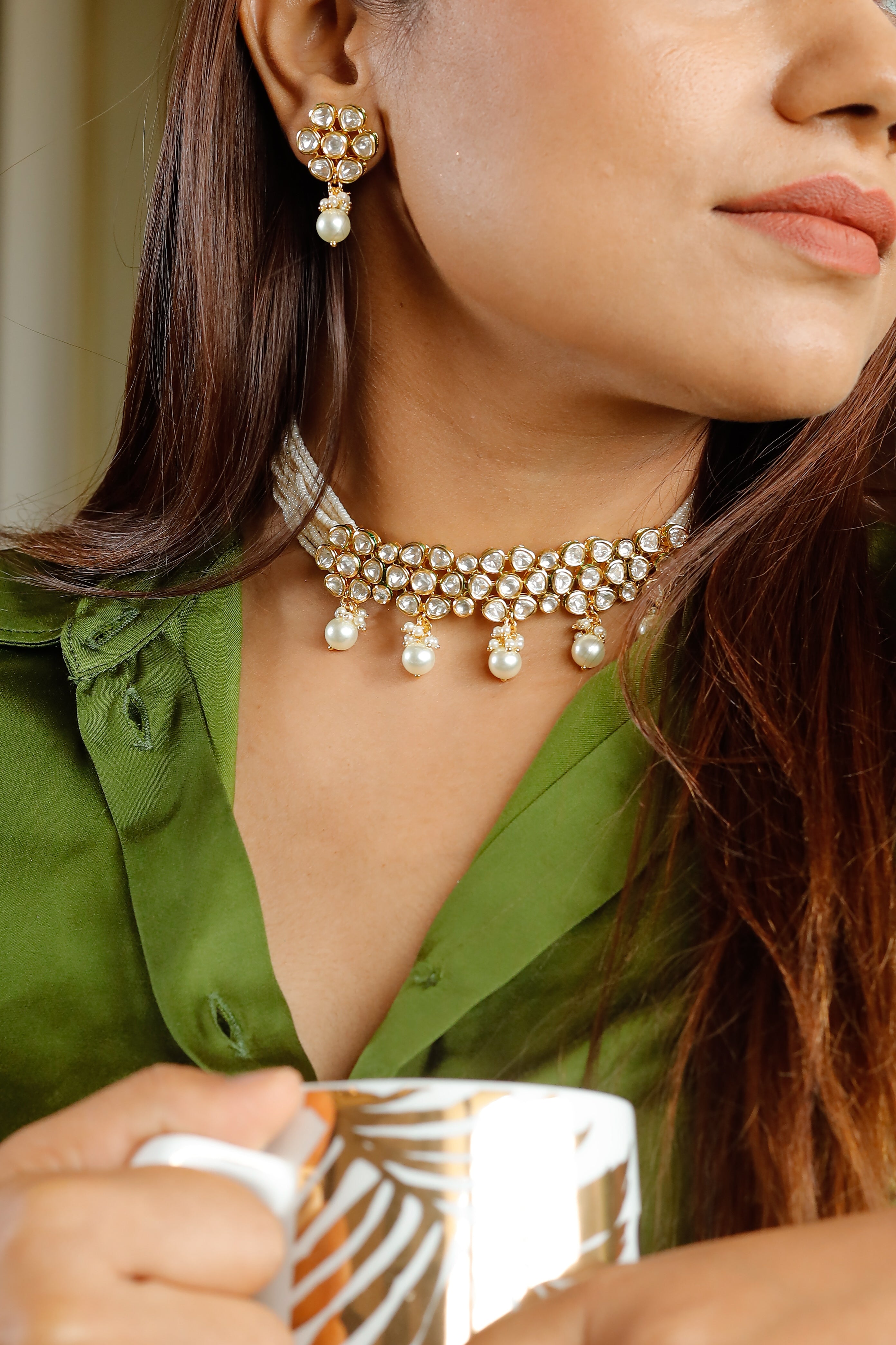 Sleek Kundan Choker with Elegant Small Earrings Jaipur Bling