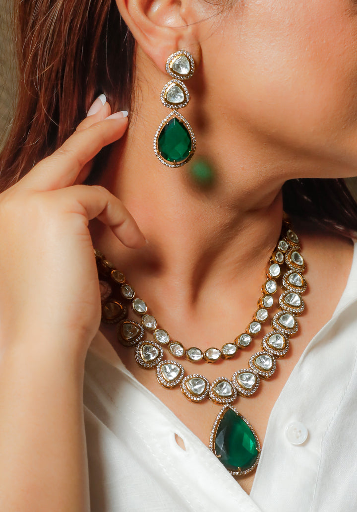 Vanya Necklace Set